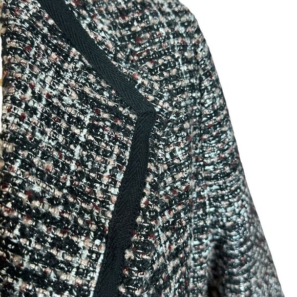 Banana Republic Navy Plaid Raw Cut Tweed Wrap Jacket | M - Picture 7 of 10